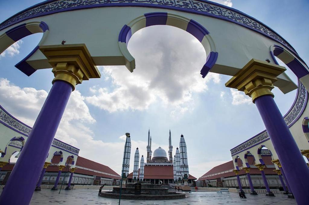 Hotel Amaris Simpang Lima Semarang Exterior foto